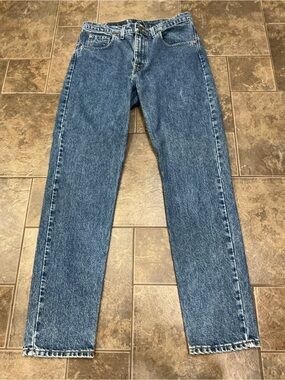 Levi's Men's Straight Jeans in Medium Blue Denim